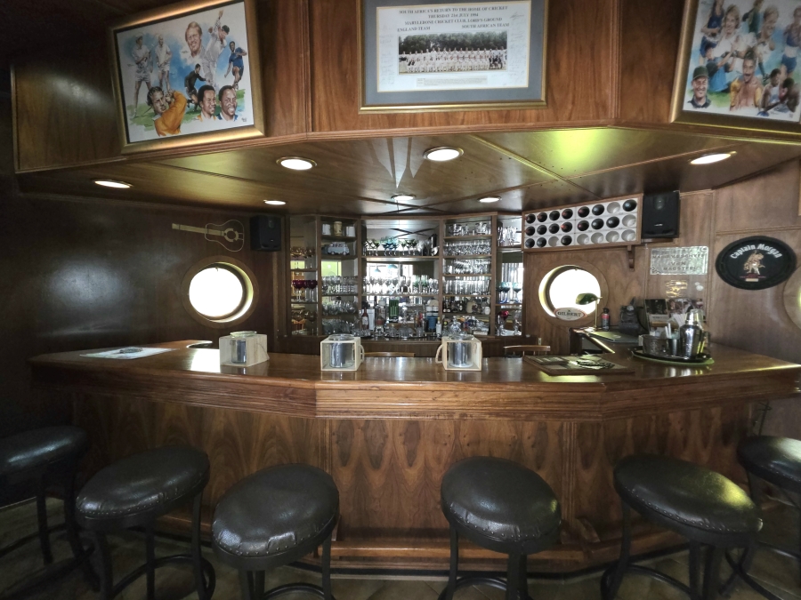 7 Bedroom Property for Sale in Jim Fouchepark Free State